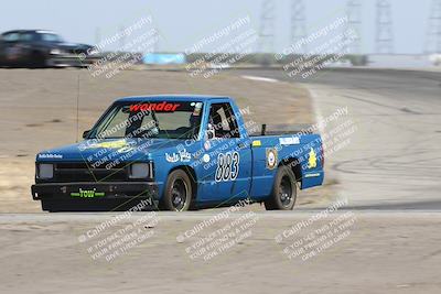 media/Sep-28-2024-24 Hours of Lemons (Sat) [[a8d5ec1683]]/1140am (Outside Grapevine)/